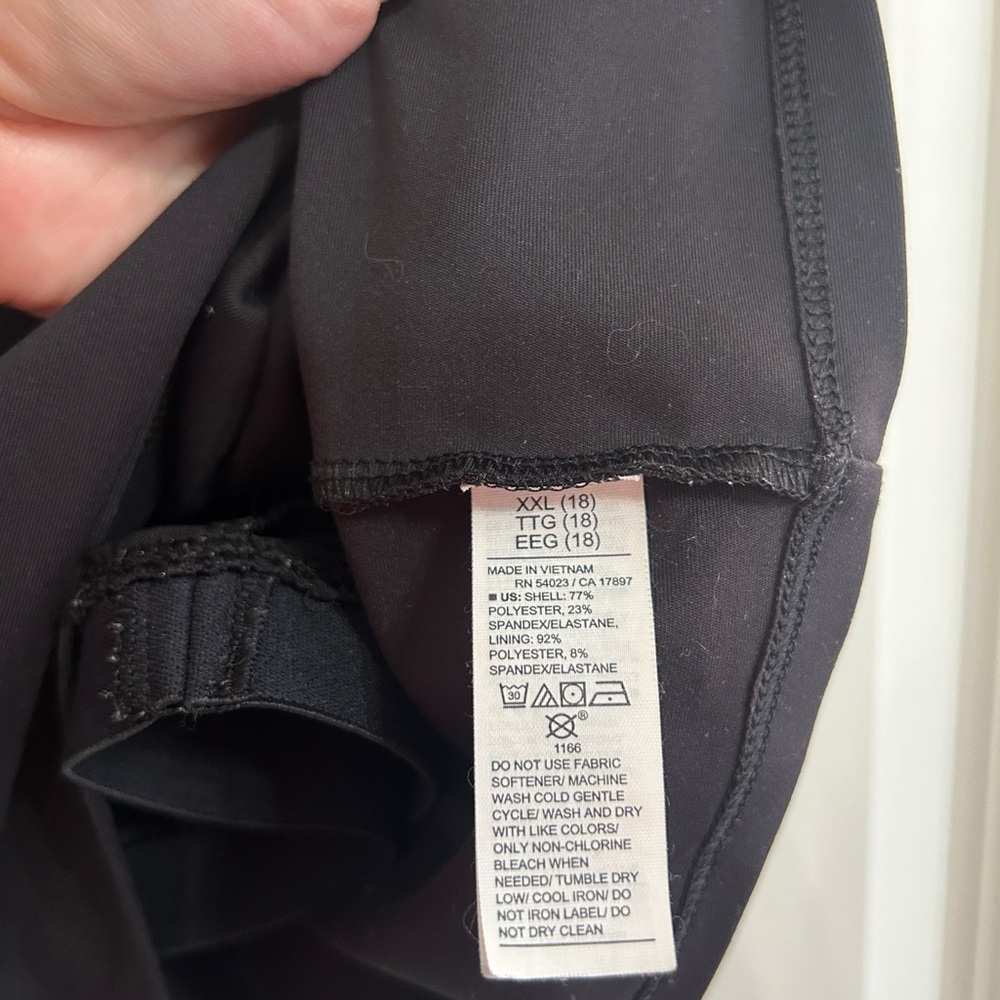 Like new size XXL/18 youth Old Navy Go Dry Black Racerback longline bra. - Picture 4 of 7